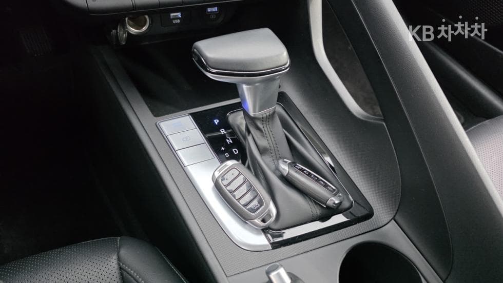 Hyundai All New Avante (Elantra)(CN7)1.6 Gasoline Modern - 18