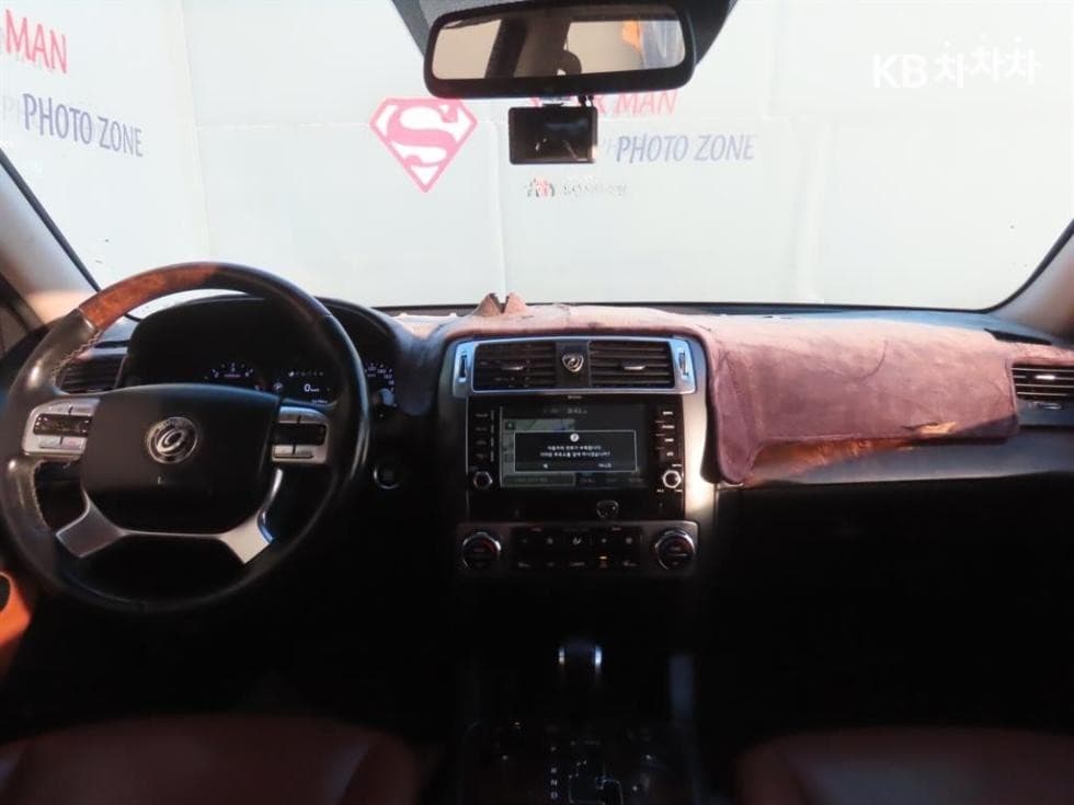 Киа The New (фейслифт) Mohave4x4 President 7-местен (Лимузин) - 7