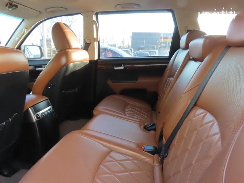 Киа The New (фейслифт) Mohave4x4 President 7-местен (Лимузин) - 11