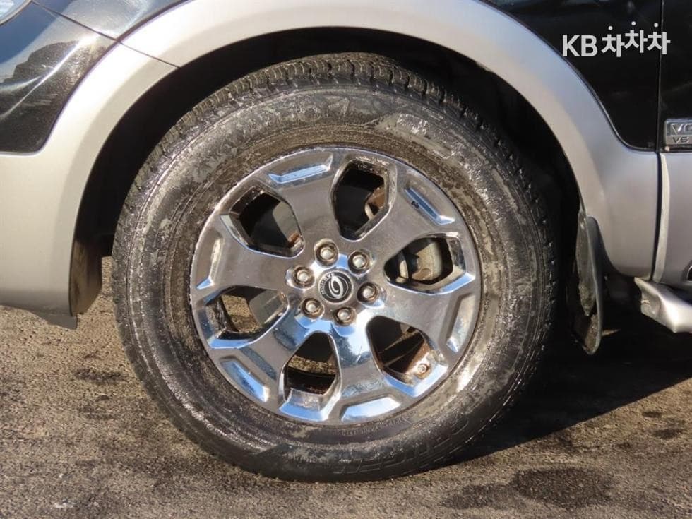 Киа The New (фейслифт) Mohave4x4 President 7-местен (Лимузин) - 20