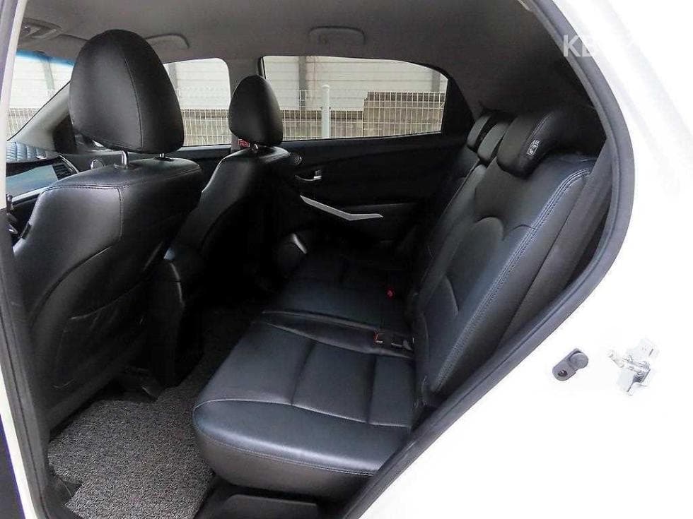 КейДжи Мобилити Нов Стил 코란도 C2.2 Extreme 2WD - 6