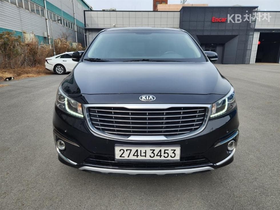 Киа All New Канивал 9-местен 2.2 Дизел Лукс - Image 1