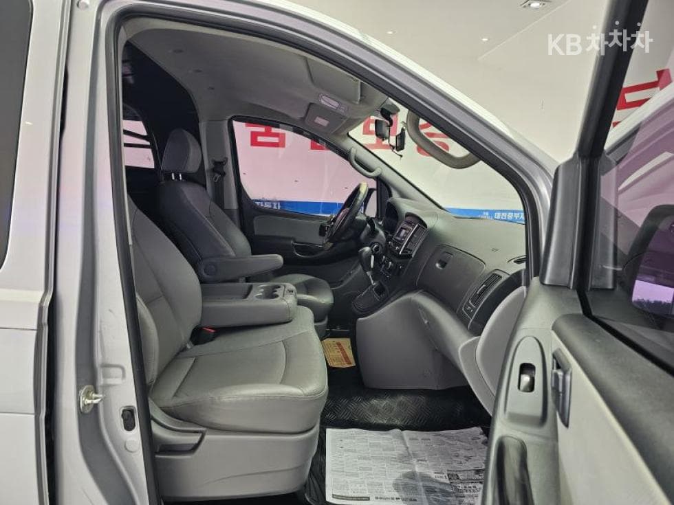 Хюндай Гранд Старекс3Местен승 Ван Смарт - 19