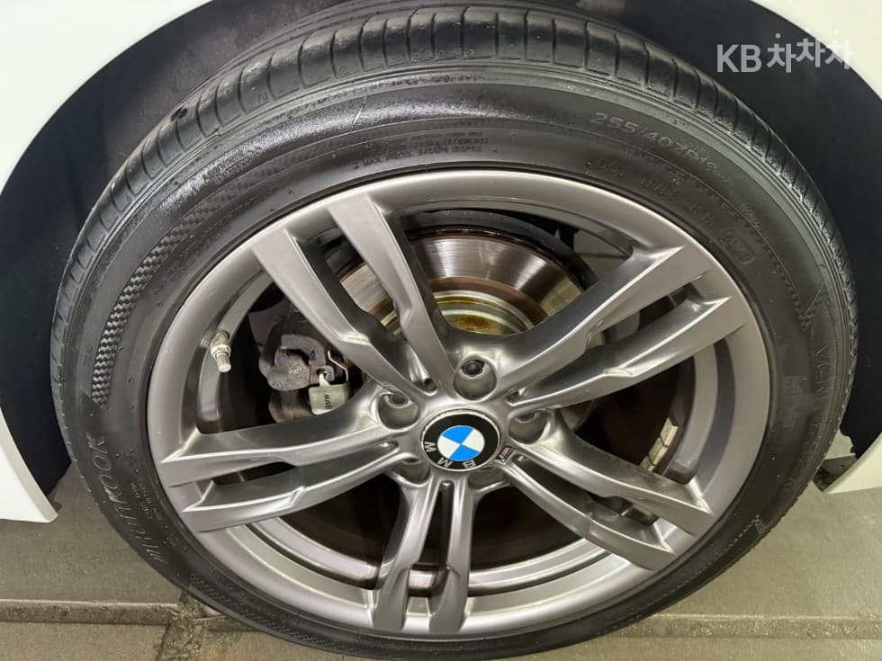 BMW Нов3 Серия320d M스포츠 F30 - 17