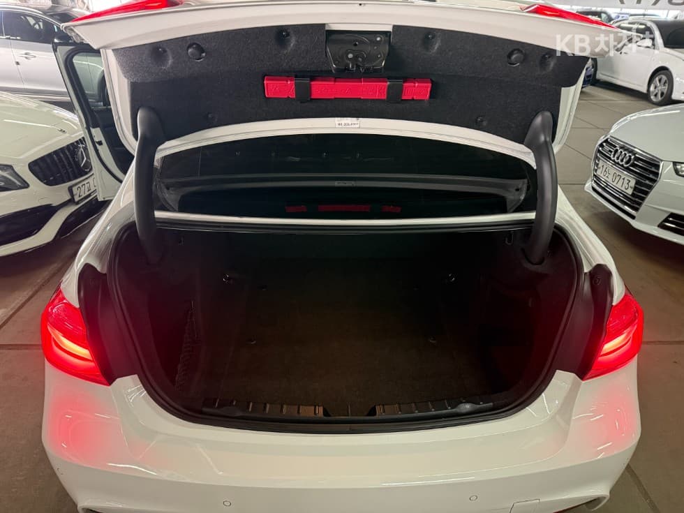 BMW Нов3 Серия320d M스포츠 F30 - 12