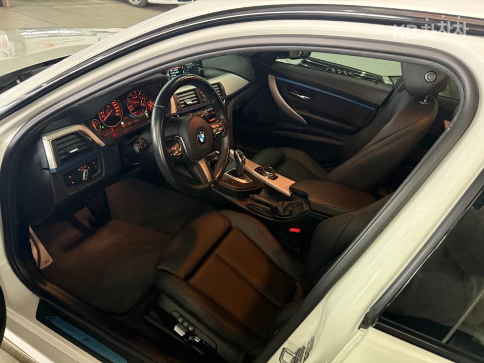 BMW Нов3 Серия320d M스포츠 F30 - 9