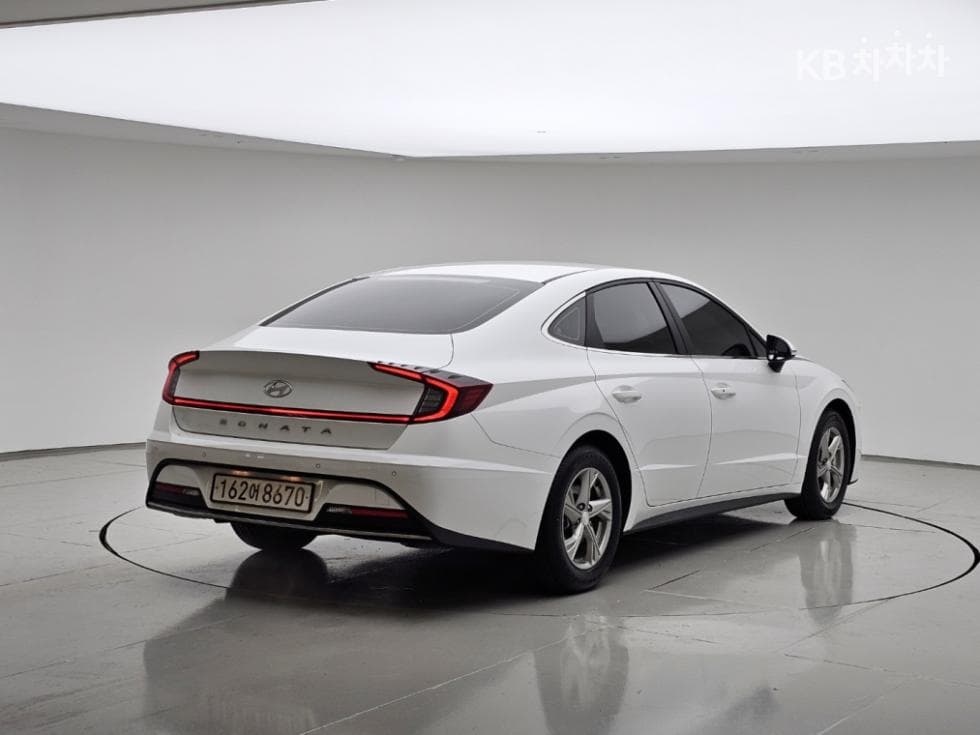 Hyundai Sonata (DN8)2.0 LPG Rental car Smart - 2