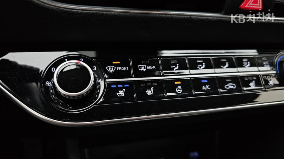 Hyundai Sonata (DN8)2.0 LPG Rental car Smart - 18