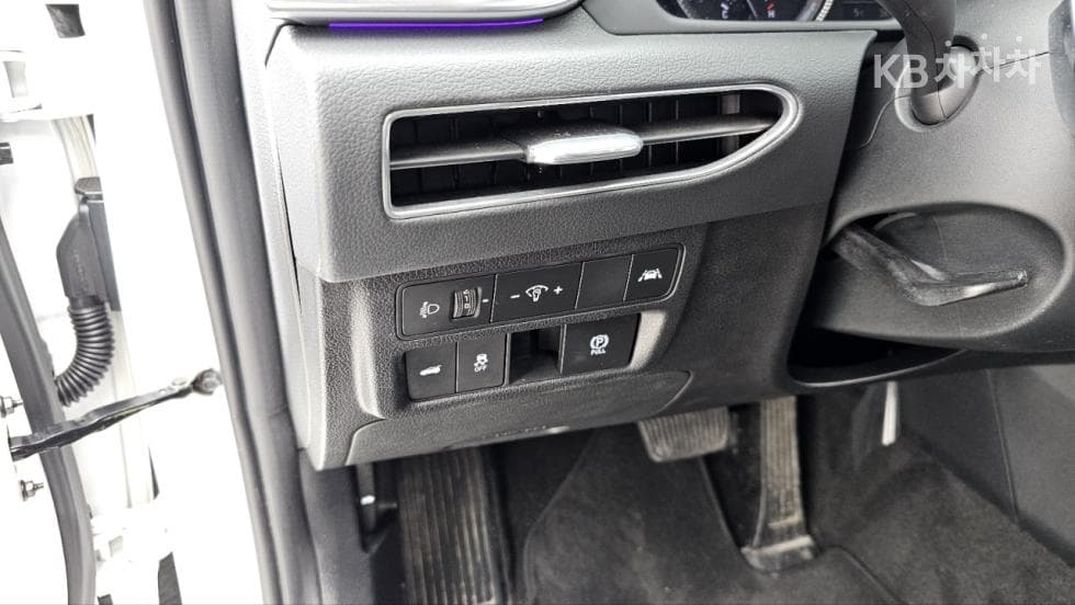 Hyundai Sonata (DN8)2.0 LPG Rental car Smart - 22