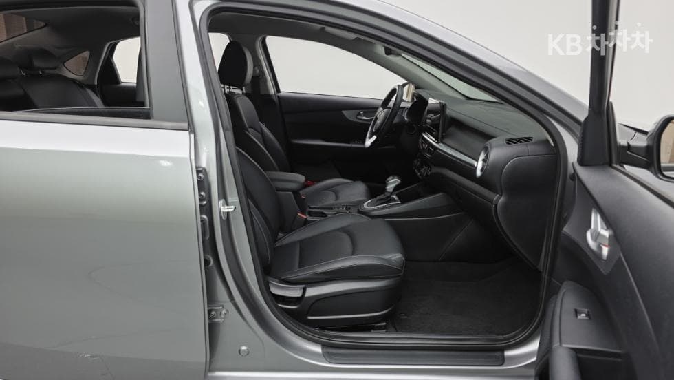 Kia The New (facelift) K31.6 Gasoline Prestige Standard - 7