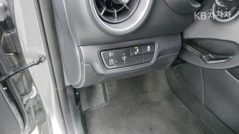 Kia The New (facelift) K31.6 Gasoline Prestige Standard - 16