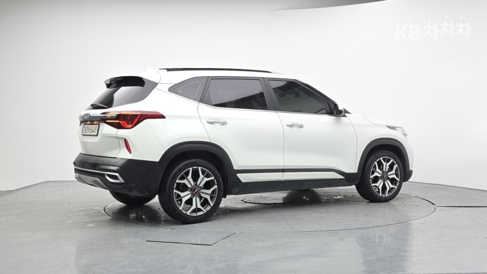 Киа Seltos1.6 Бензин Турбо 2WD Signature - 2