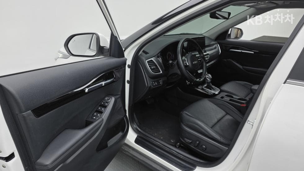 Киа Seltos1.6 Бензин Турбо 2WD Signature - 14