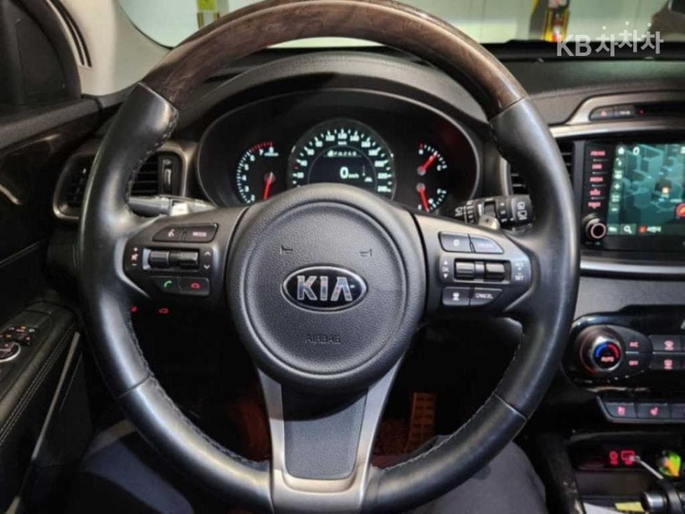 Kia The New (facelift) Sorento2.0 T-GDI 4WD Noblesse - 5