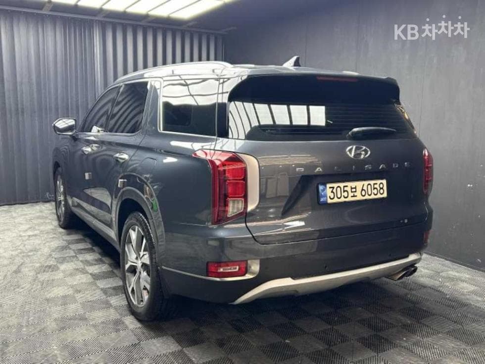 Hyundai Palisade2.2 Diesel 7-seater (Limousine) Prestige - 2