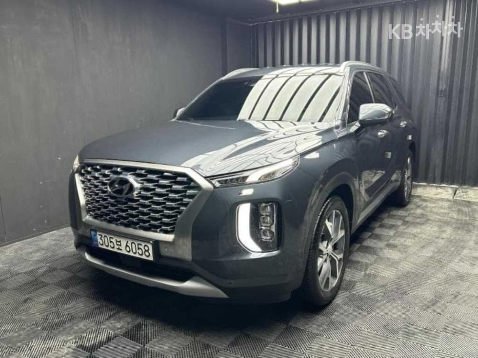 Hyundai Palisade 2.2 Diesel 7-seater (Limousine) Prestige - Image 1