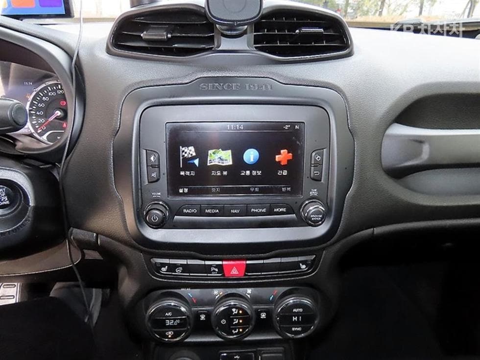 지프 레니게이드2.0 Limited AWD 75th Anniversary Edition - 13