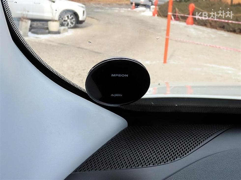 지프 레니게이드2.0 Limited AWD 75th Anniversary Edition - 16