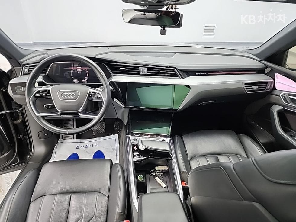 Audi e-tron55 Quattro Sportback Standard - 7