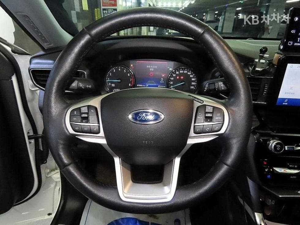 Ford Explorer(6세대)Gasoline Turbo 2.3 AWD Limited - 8