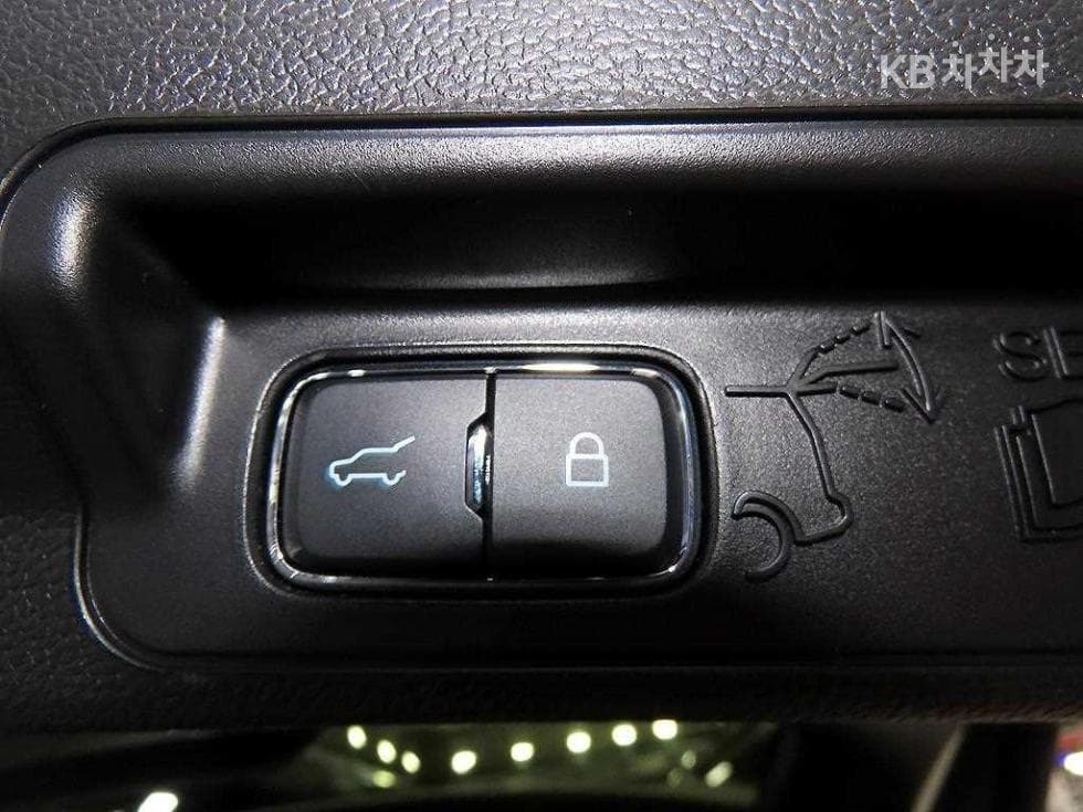 Ford Explorer(6세대)Gasoline Turbo 2.3 AWD Limited - 15