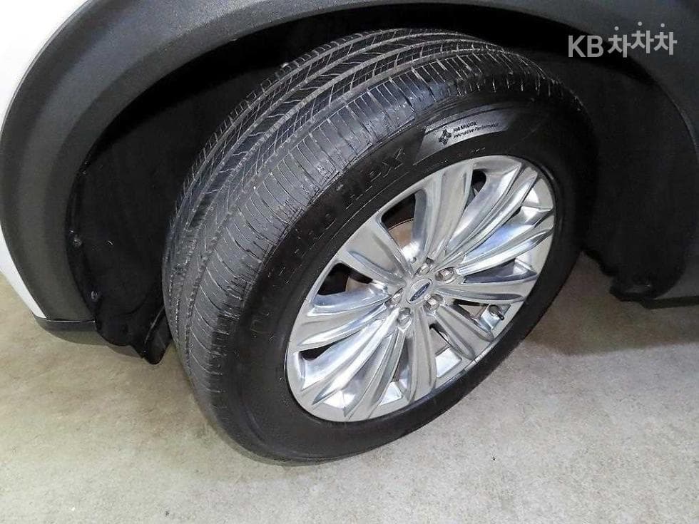 Ford Explorer(6세대)Gasoline Turbo 2.3 AWD Limited - 20