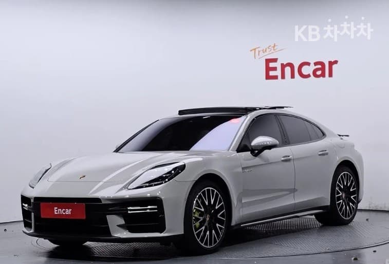 Porsche 파나메라 (972) 2.9 4 E-Hybrid Standard - Image 1