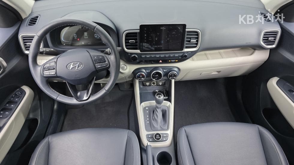 Hyundai VenueGasoline 1.6 Premium - 5