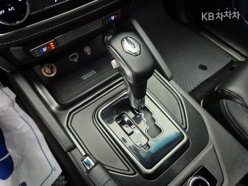 KG Mobility Rexton 스포츠2.2 4WD Dynamic 에디션 - 8