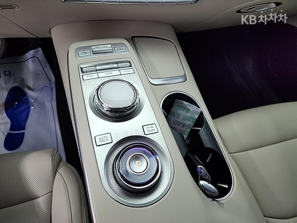 Дженезис GV70Бензин 2.5T 2WD - 8