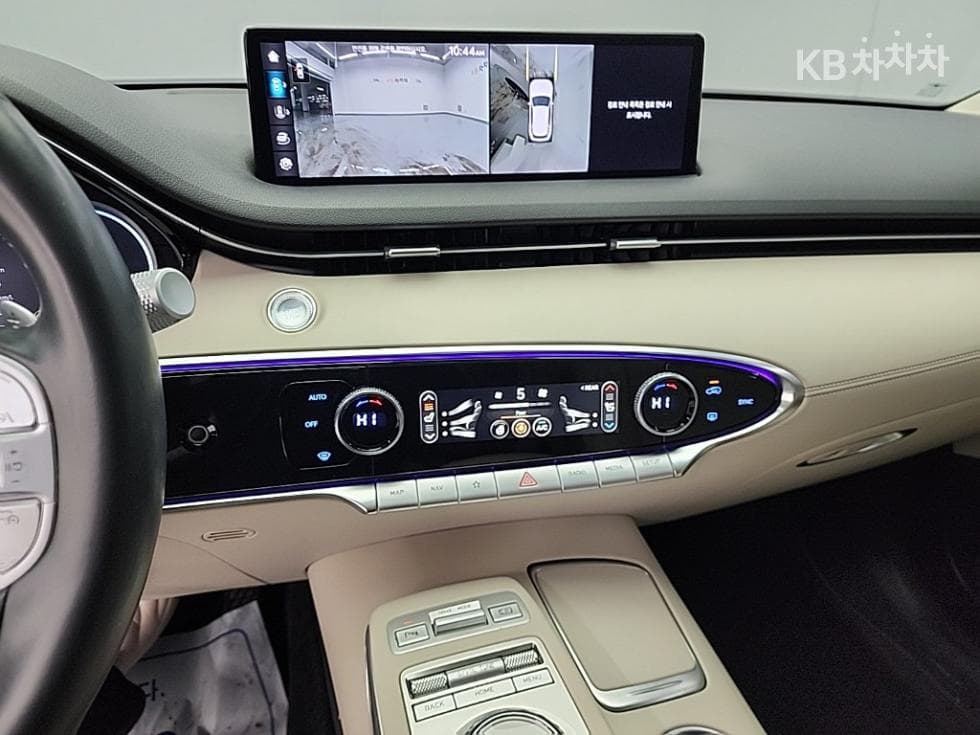 Дженезис GV70Бензин 2.5T 2WD - 10