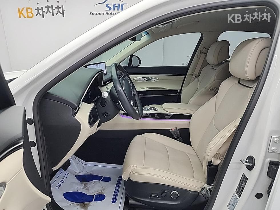 Дженезис GV70Бензин 2.5T 2WD - 11