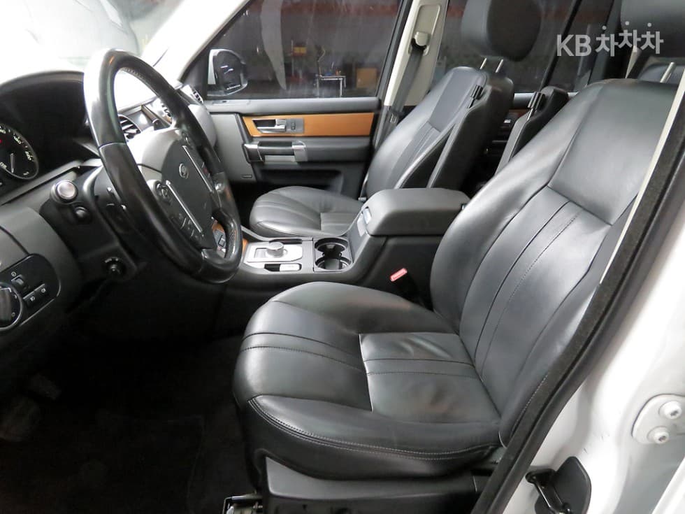 Land Rover 디스커버리43.0 SDV6 HSE Standard - 5