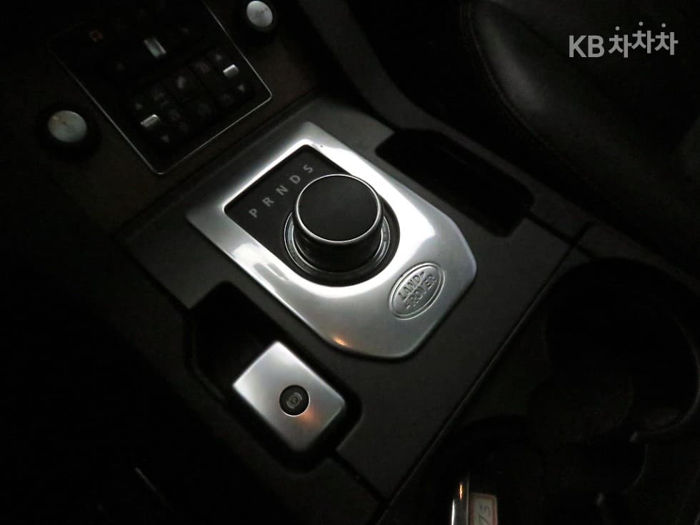 Land Rover 디스커버리43.0 SDV6 HSE Standard - 11