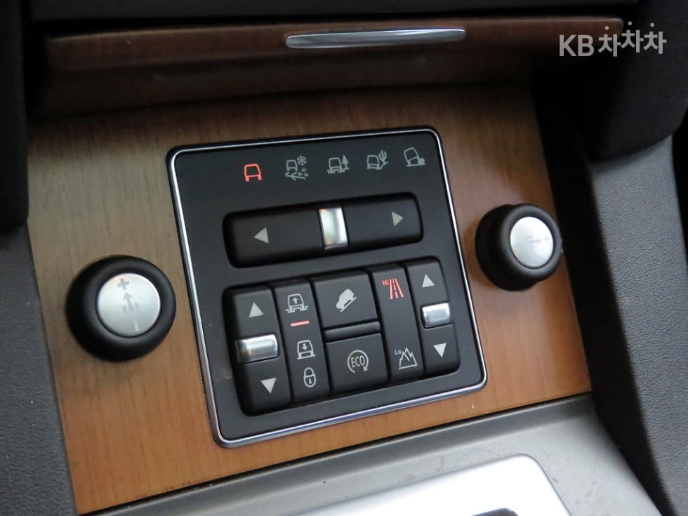 Land Rover 디스커버리43.0 SDV6 HSE Standard - 14