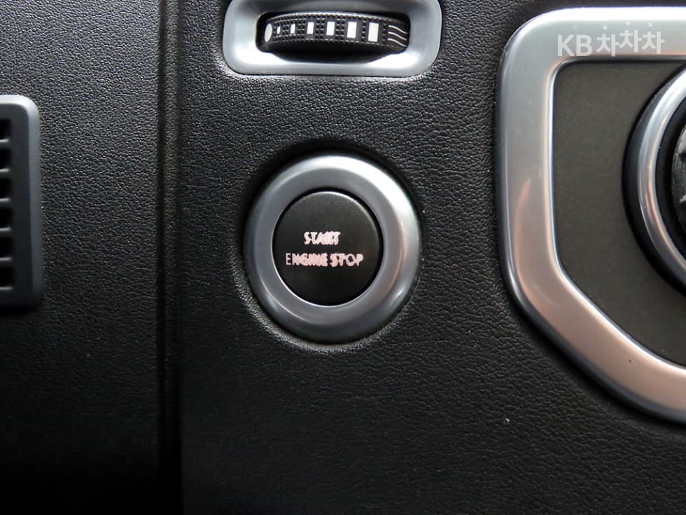 Land Rover 디스커버리43.0 SDV6 HSE Standard - 15