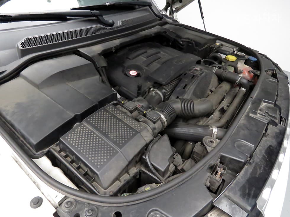 Land Rover 디스커버리43.0 SDV6 HSE Standard - 19