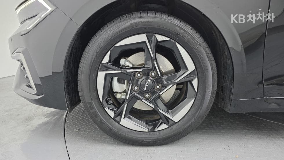 Kia K5 3rd Gen2.0 Gasoline Prestige - 6