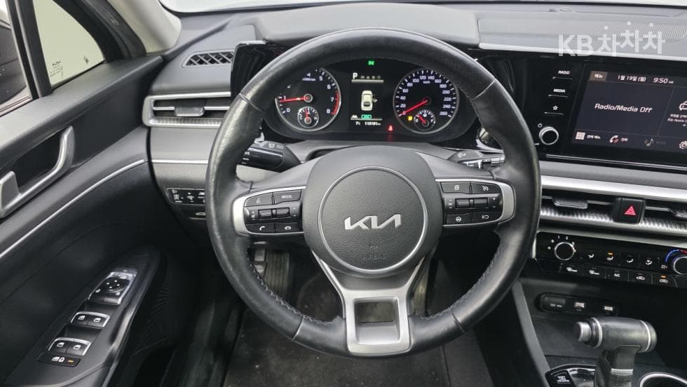 Kia K5 3rd Gen2.0 LPI Rent-car Standard - 11