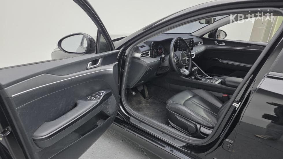Kia K5 3rd Gen2.0 LPI Rent-car Standard - 13