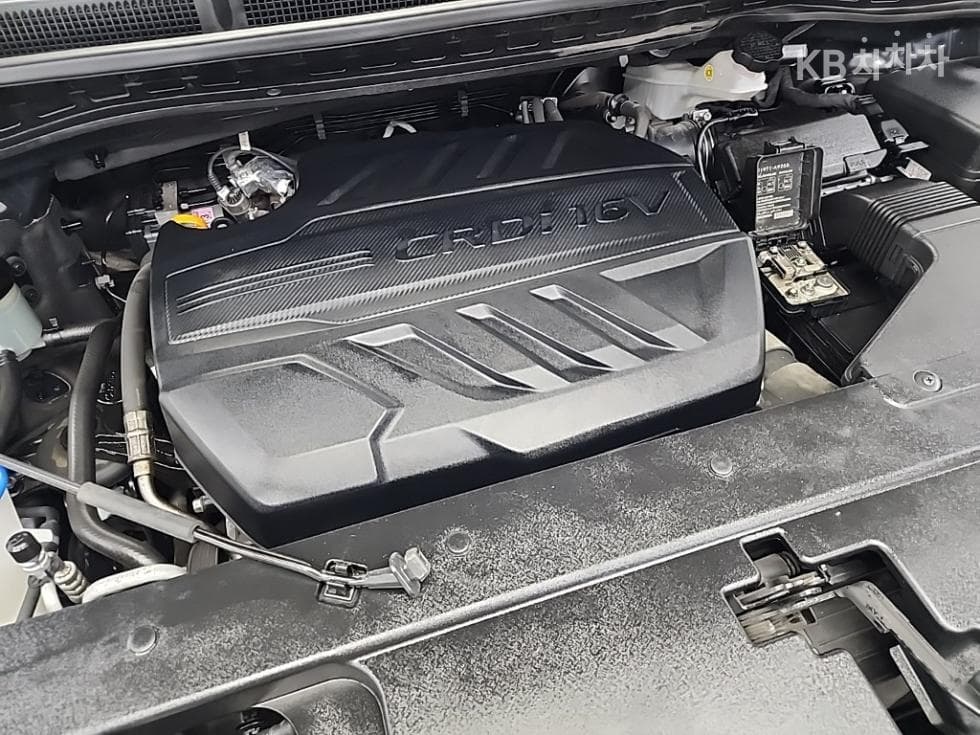 Kia The New (facelift) Carnival9-seater 2.2 Diesel Luxury - 5