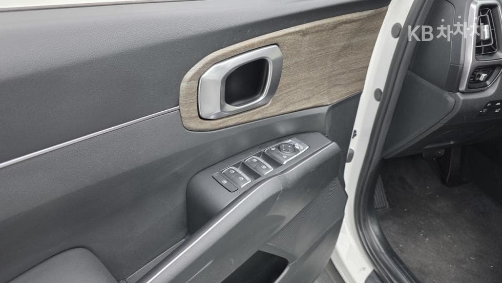 Kia Sorento 4th generation2.2 Diesel 2WD Prestige - 9