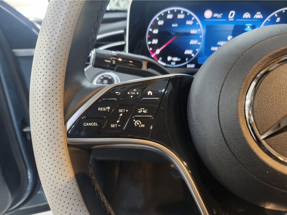 Mercedes-Benz E-클래스 (W214)E200 Avantgrade - 9