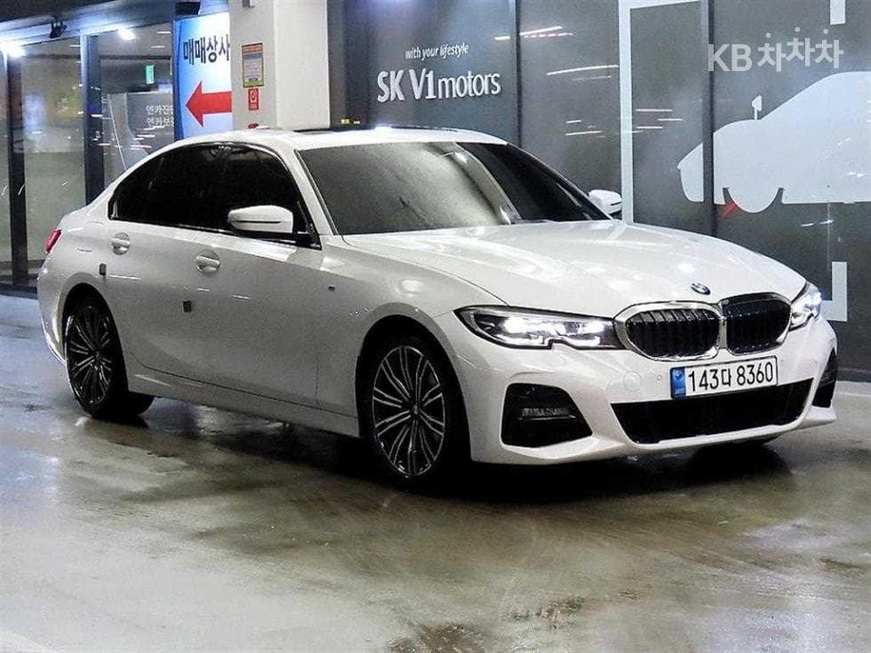 BMW 3 Series (G20) 320i M Sport - Image 1
