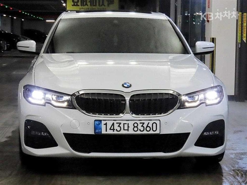 BMW 3 Series (G20)320i M Sport - 2