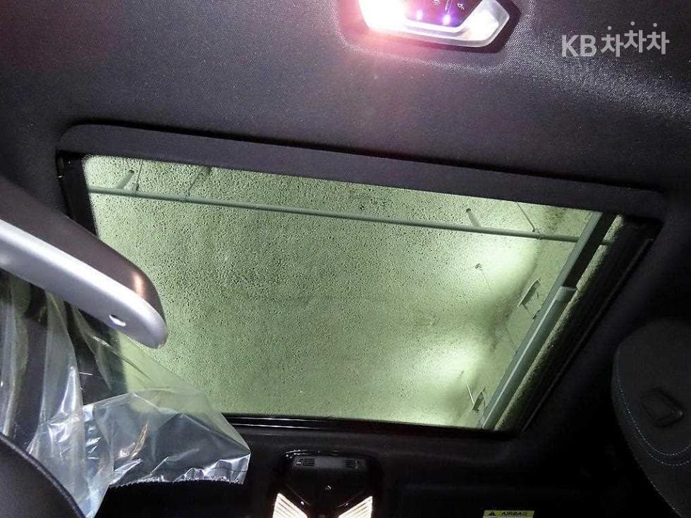 BMW 3 Series (G20)320i M Sport - 18