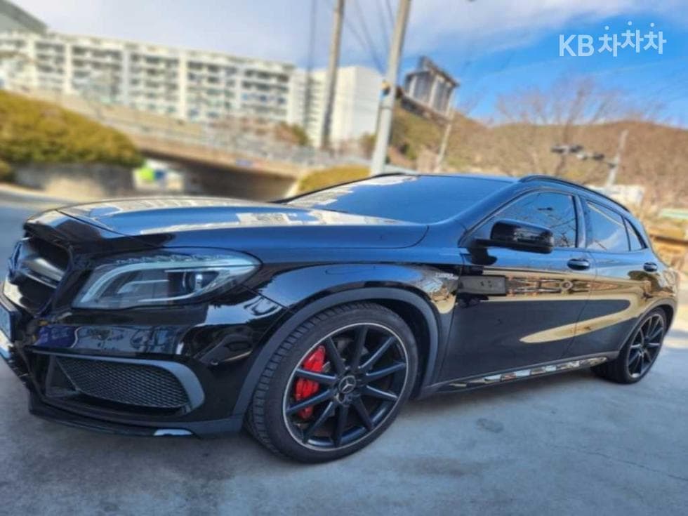 Mercedes-Benz GLA X156GLA45 AMG 4매틱 - 2