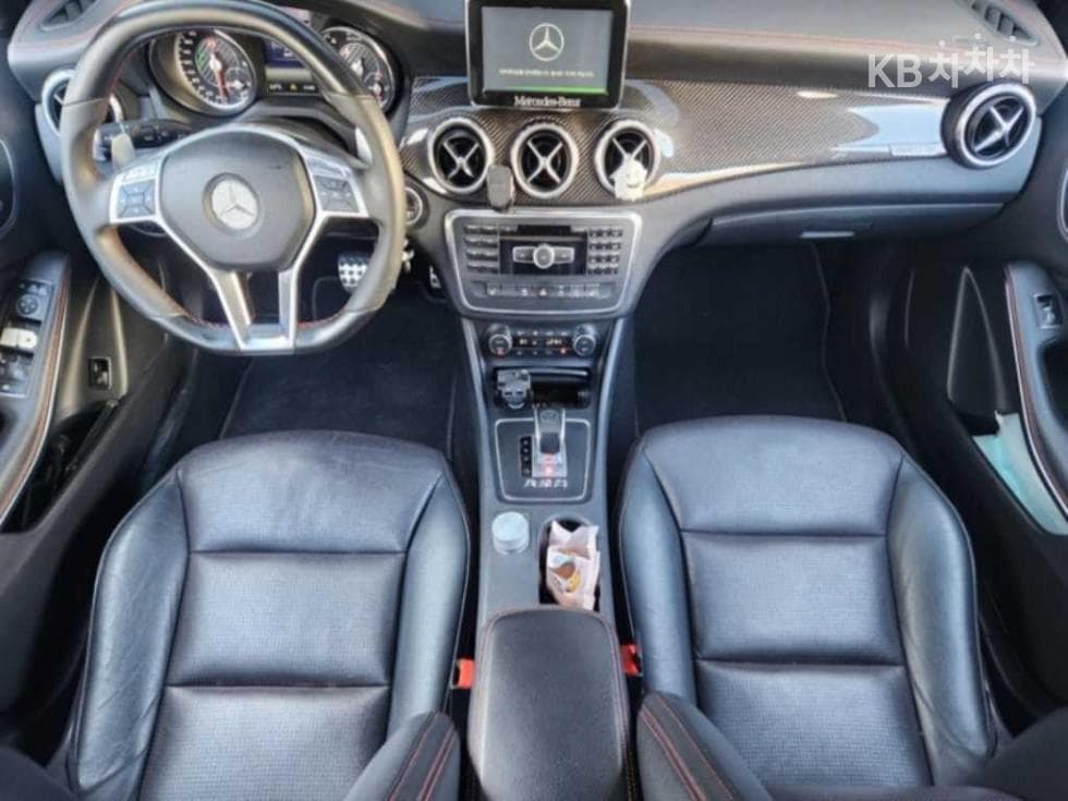 Mercedes-Benz GLA X156GLA45 AMG 4매틱 - 6