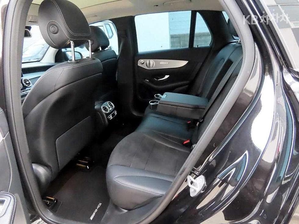 Mercedes-Benz GLC(X253)300 4Matic AMG Line - 6