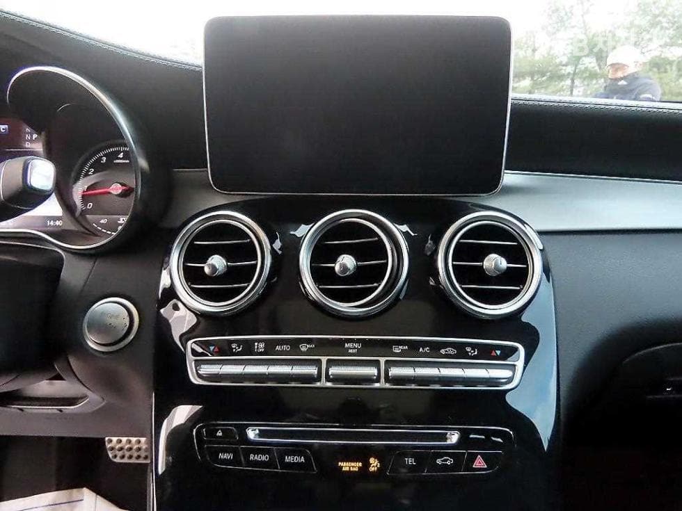 Mercedes-Benz GLC(X253)300 4Matic AMG Line - 13